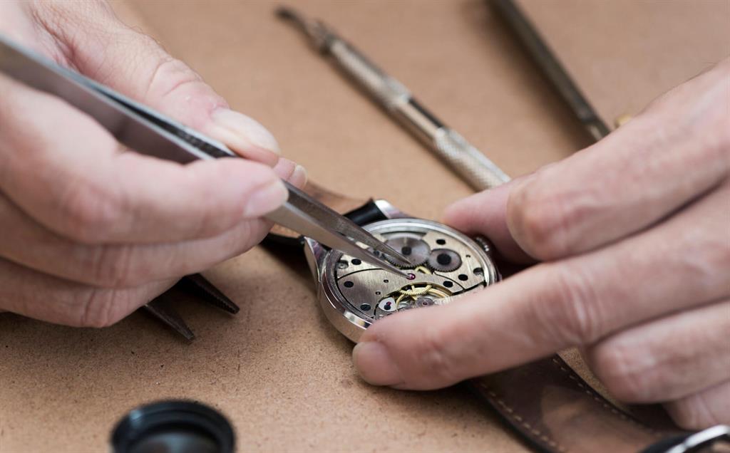 Hỏi – đáp về sửa chữa đồng hồ Tissot